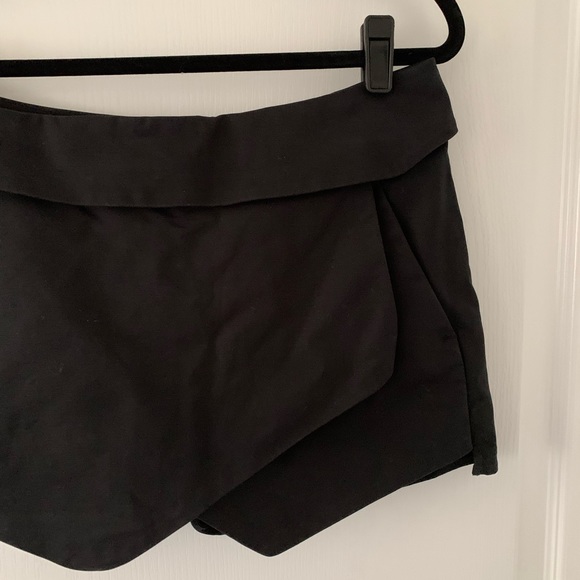 Artizia size 8 Black Talula Skort - Picture 3 of 4